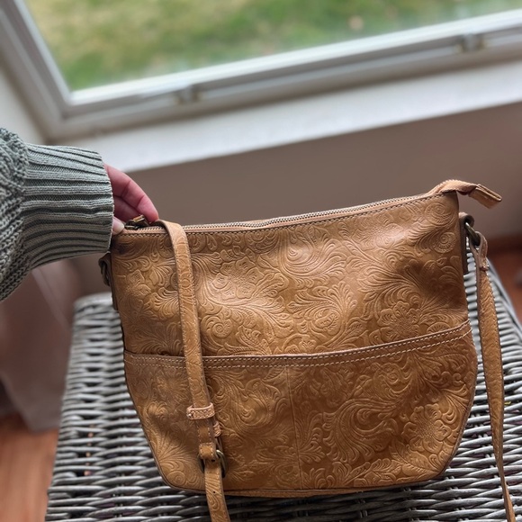 Steve Madden Embossed Genuine Leather Purse - Picture 6 of 11